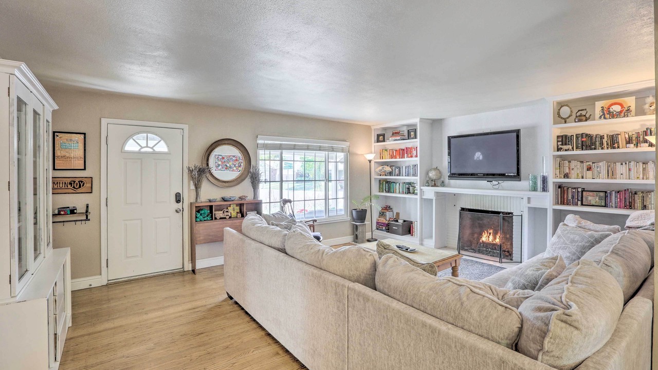 Photo of Bedroom in Southwestern Sacramento