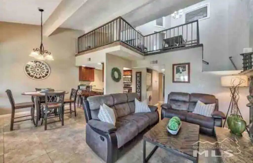 Photo of Livingroom in Tahoe Village