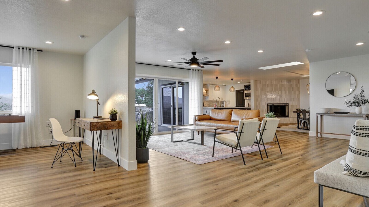 Photo of Livingroom in Prescott Heights