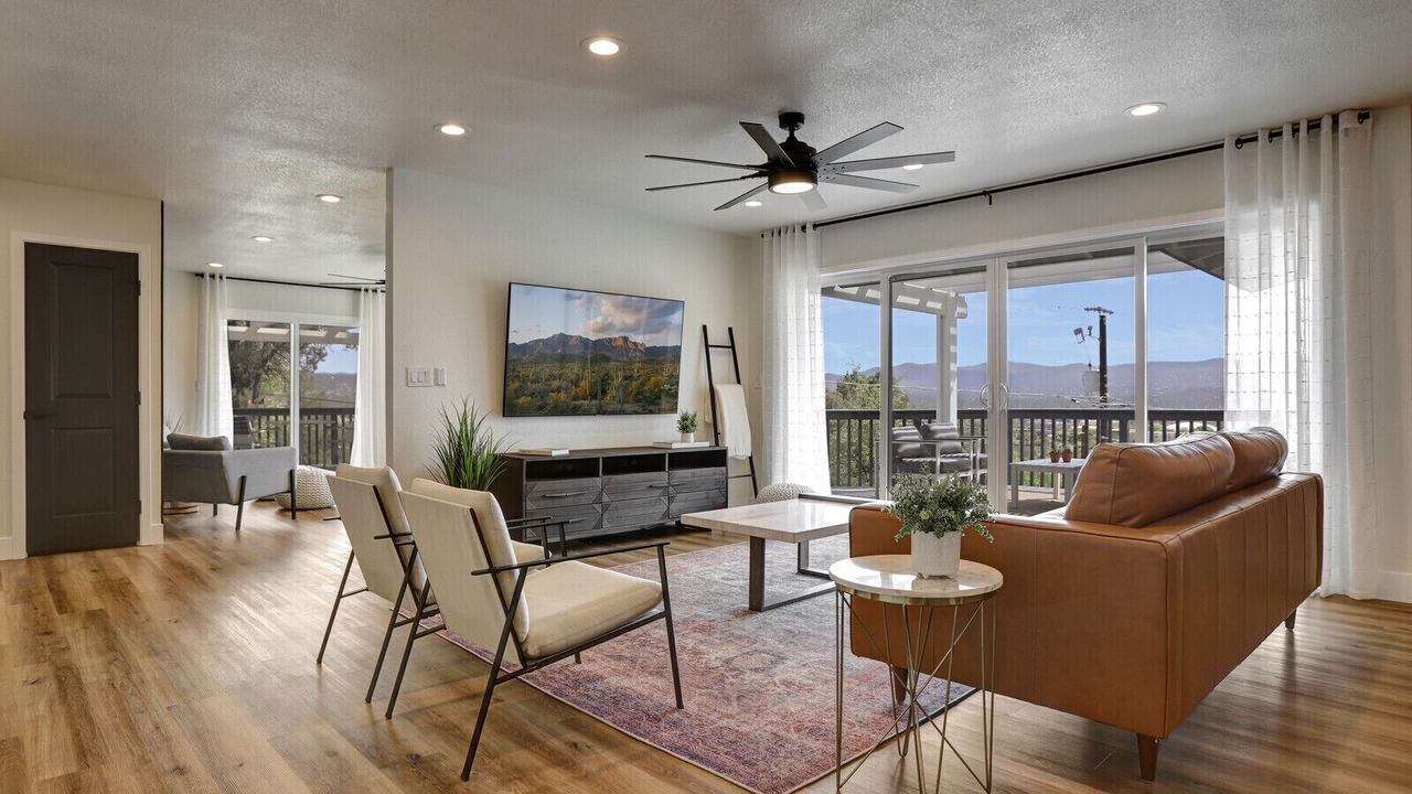 Photo of Livingroom in Prescott Heights