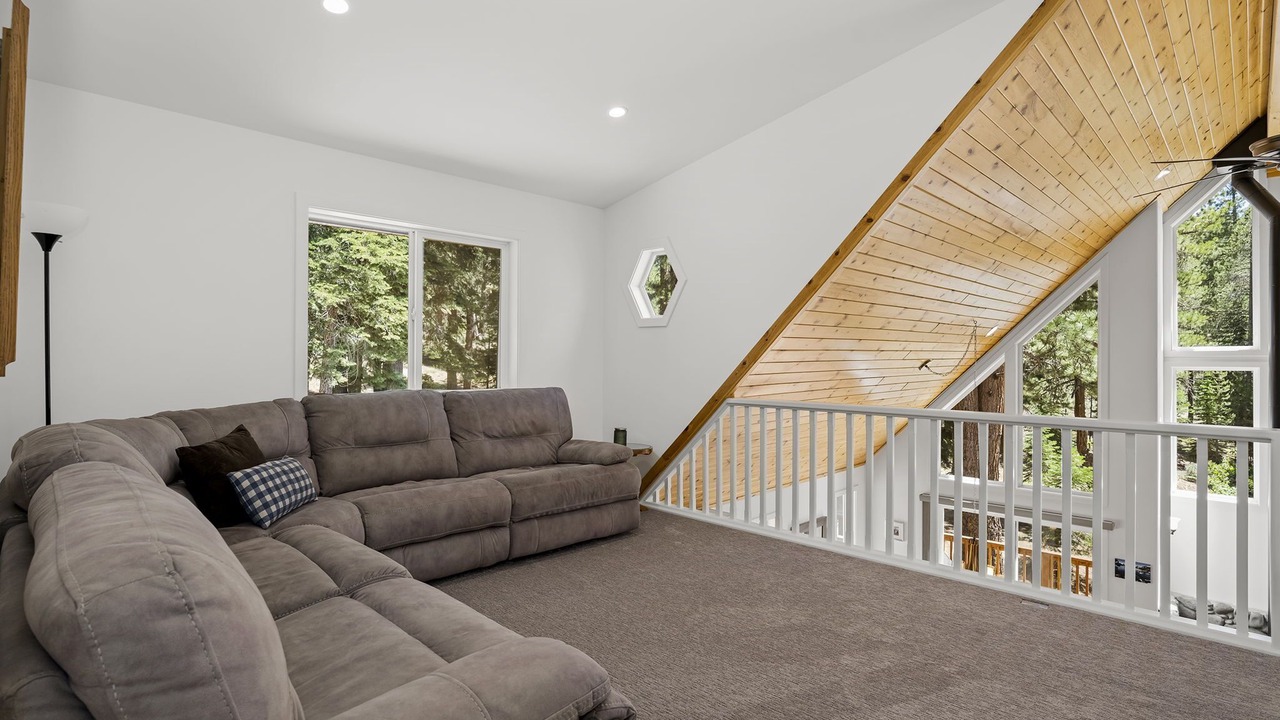 Photo of Bedroom in Sugar Pine Estate