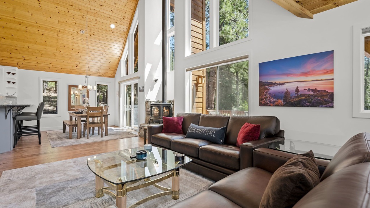 Photo of Bedroom in Sugar Pine Estate