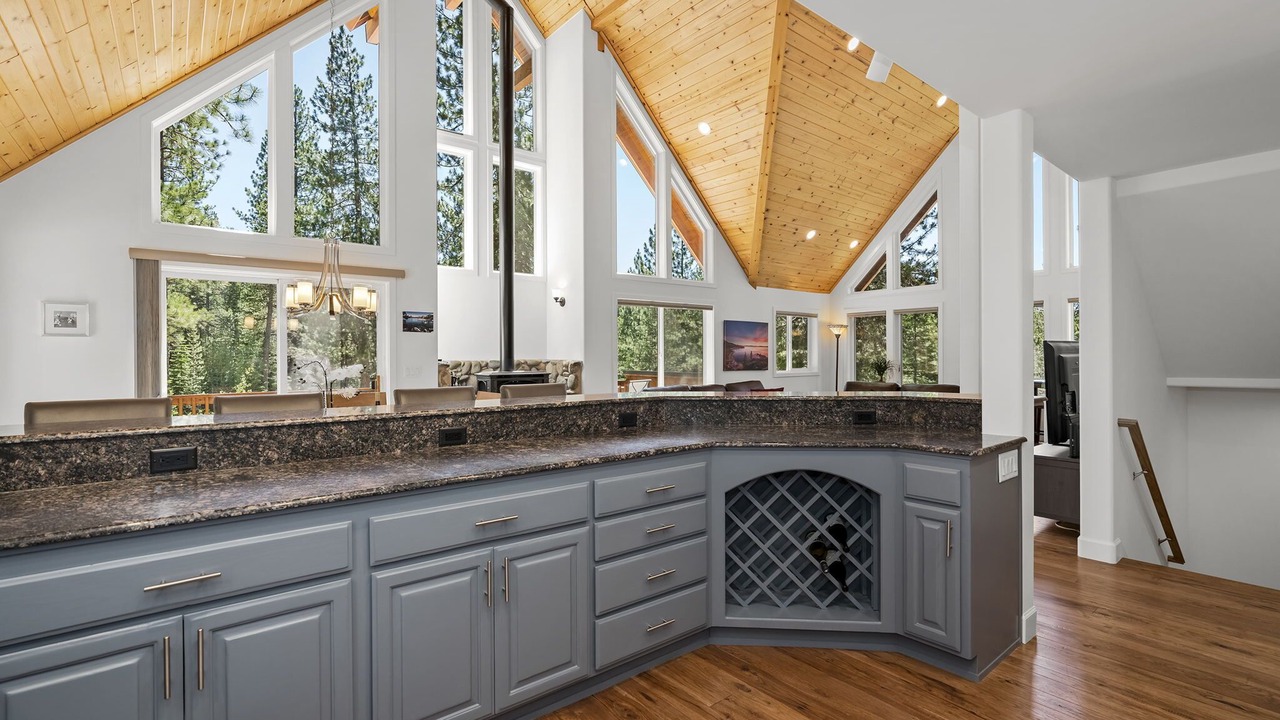 Photo of Others in Sugar Pine Estate