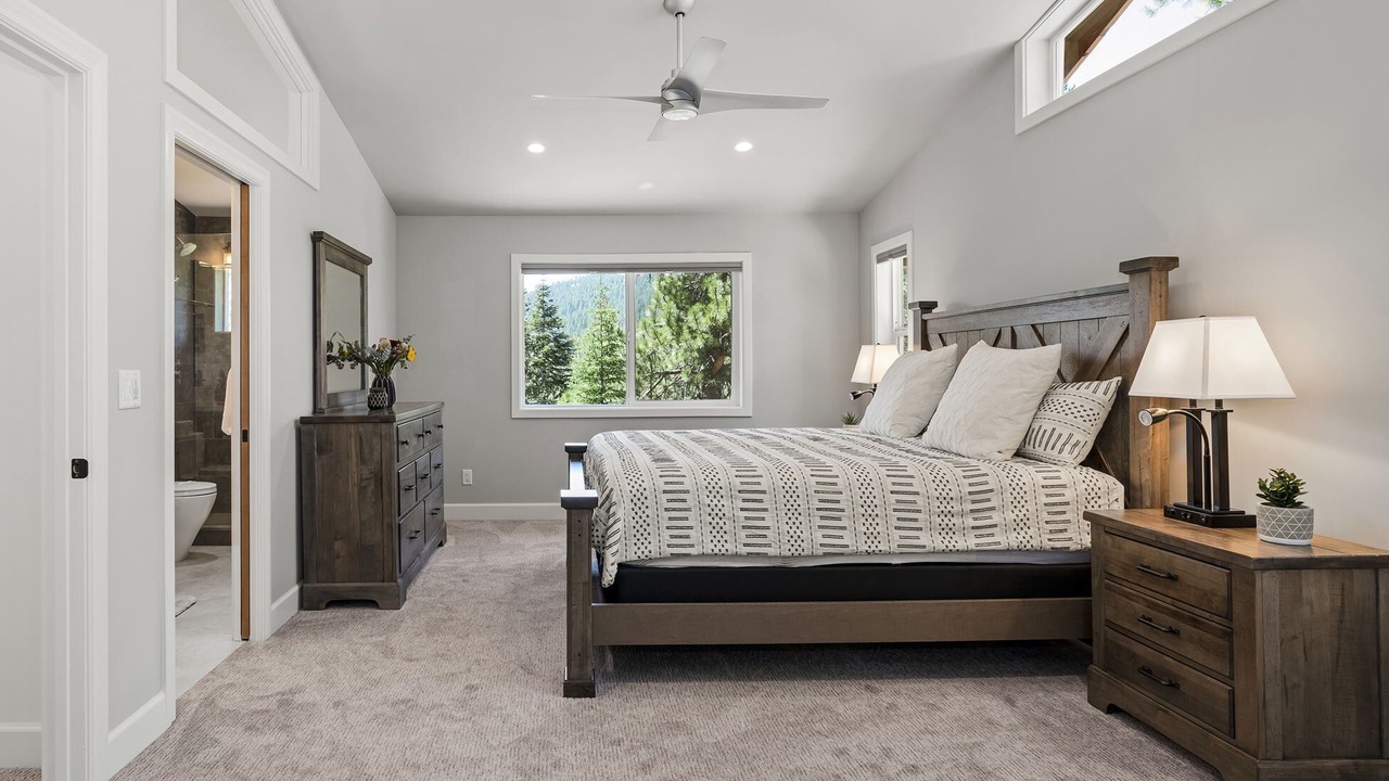 Photo of Others in Sugar Pine Estate