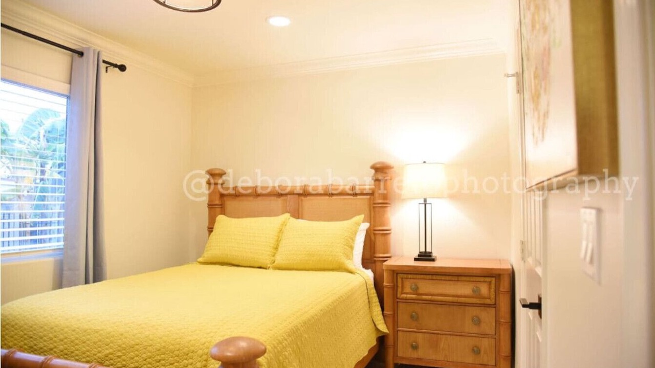 Photo of Bedroom in East Side Capistrano