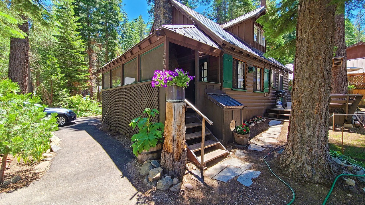 Photo of Outdoor in Tahoma