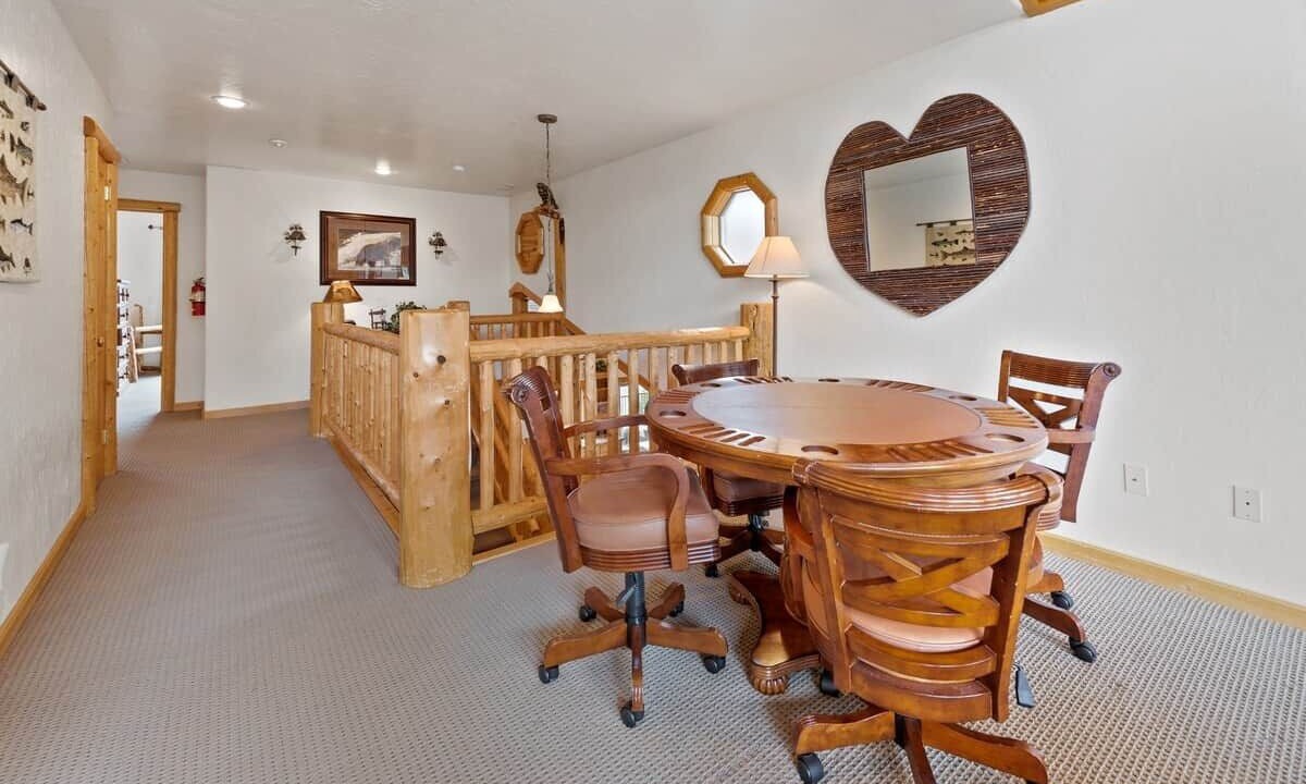 Photo of Others in Castle Glen Estates