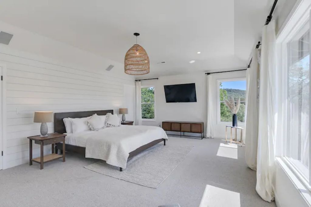 Photo of Bedroom in Santa Rosa