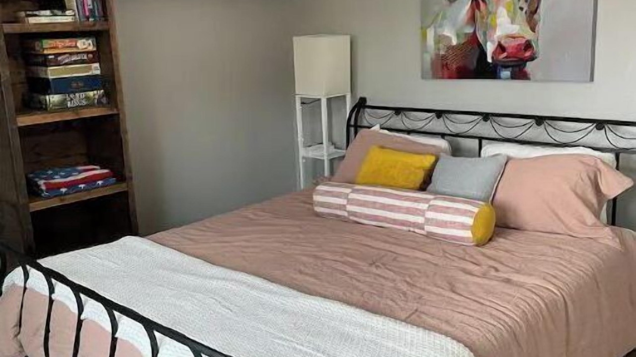 Photo of Bedroom in Raymond