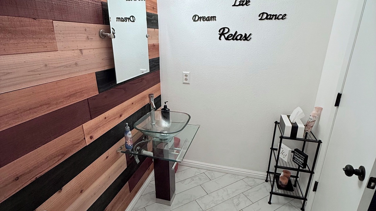 Photo of Bathroom in Yuma