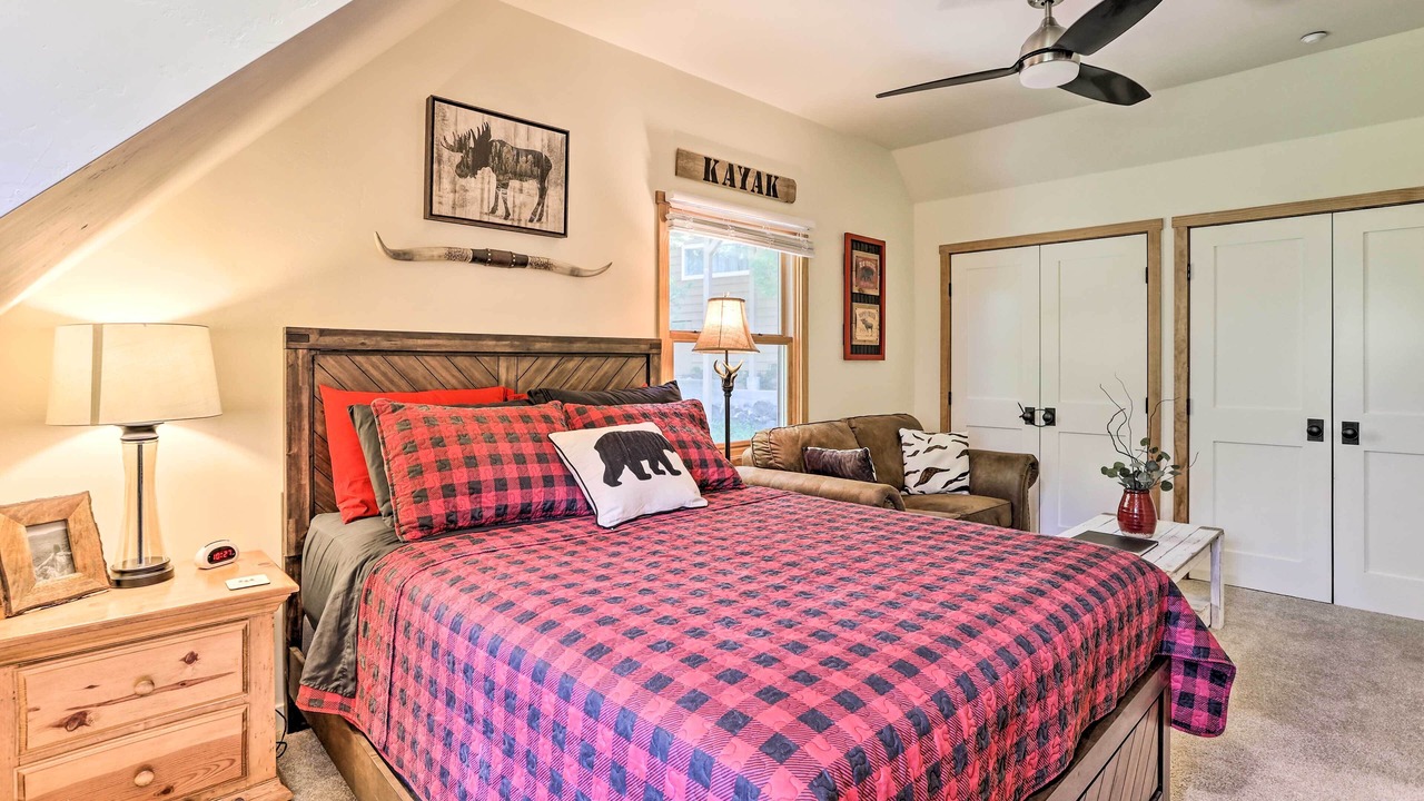 Photo of Bedroom in Cedar Glen