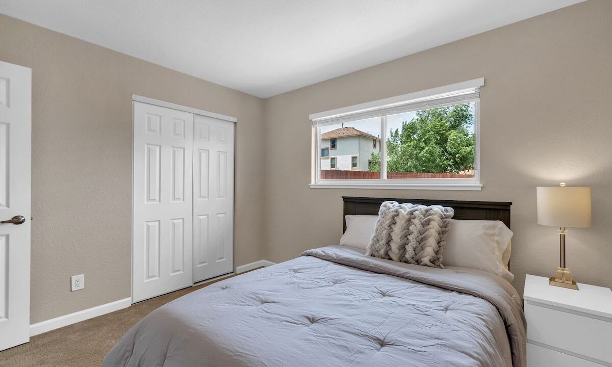 Photo of Bedroom in West University