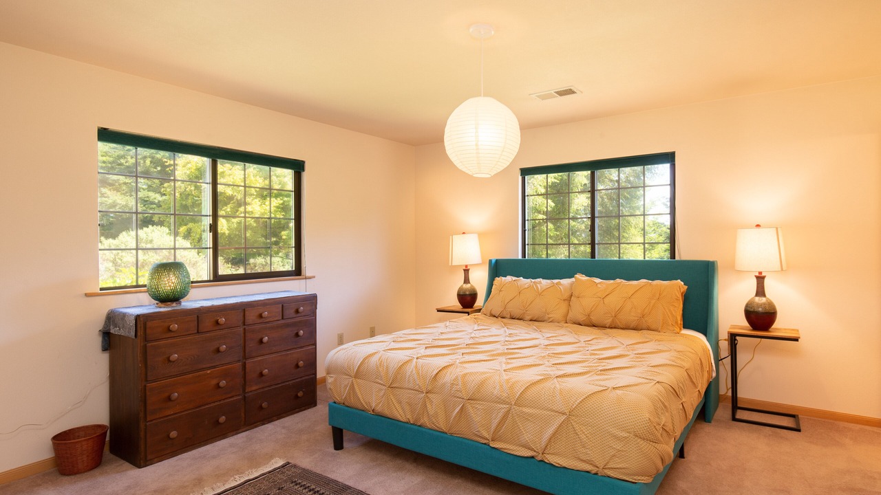 Photo of Bedroom in McKinleyville