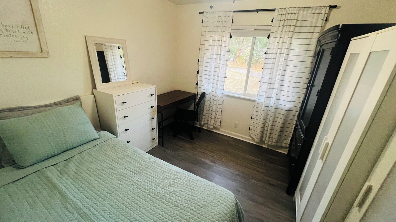 Photo of Bedroom in Columbia