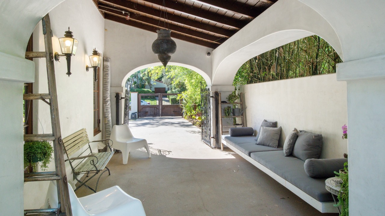 Photo of Patio Balcony in The Flats