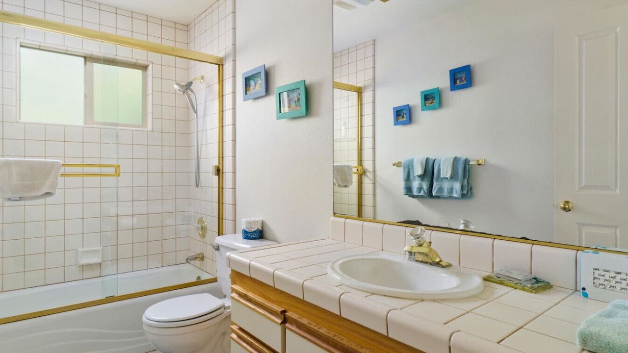 Photo of Bathroom in Marine Terrace
