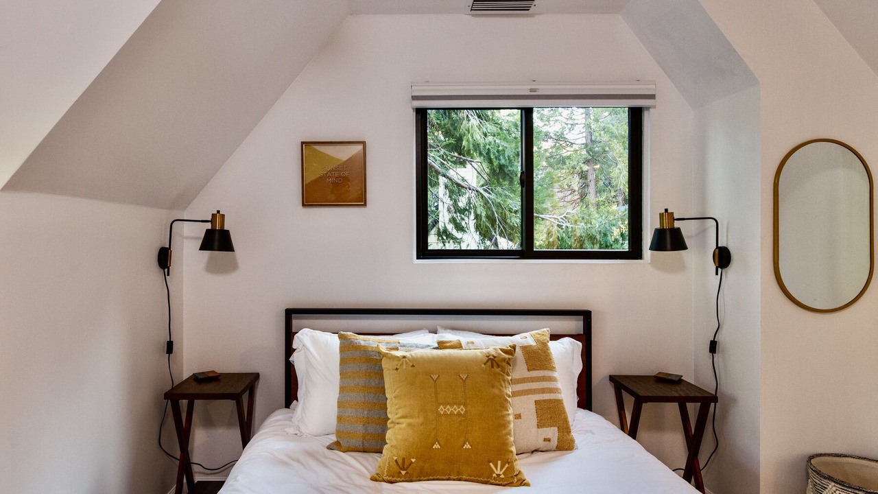 Photo of Bedroom in Cedar Glen