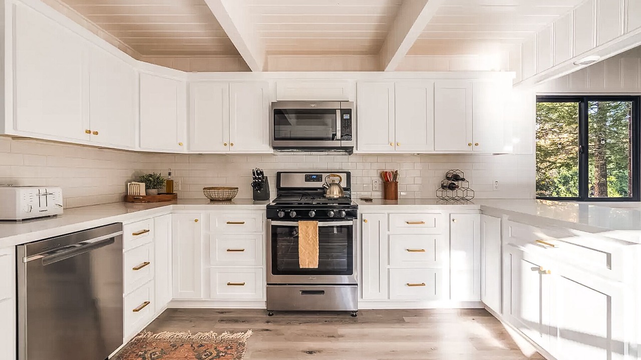 Photo of Kitchen in Cedar Glen