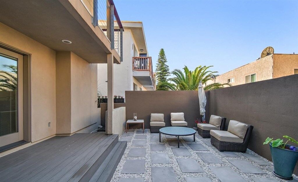 Photo of Patio Balcony in Playa Del Rey