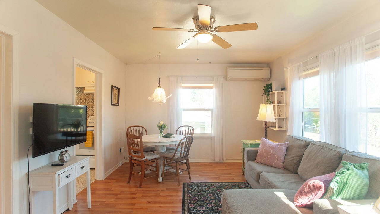 Photo of Livingroom in Redding