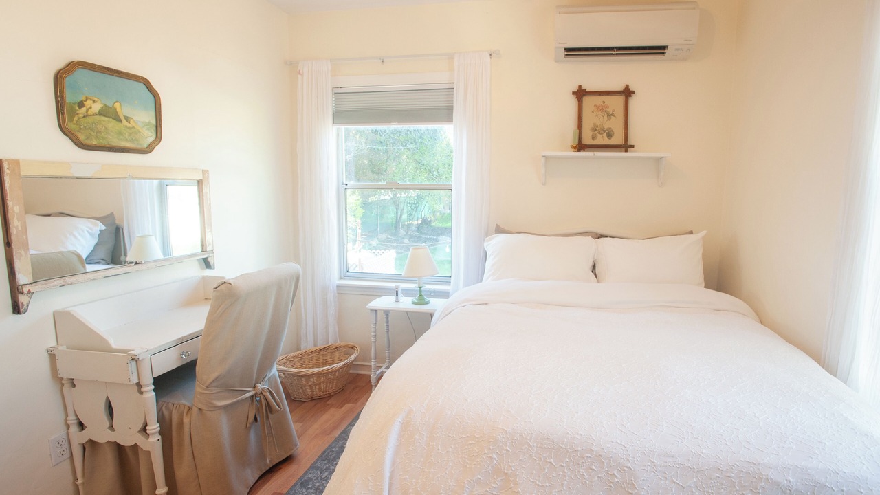 Photo of Bedroom in Redding