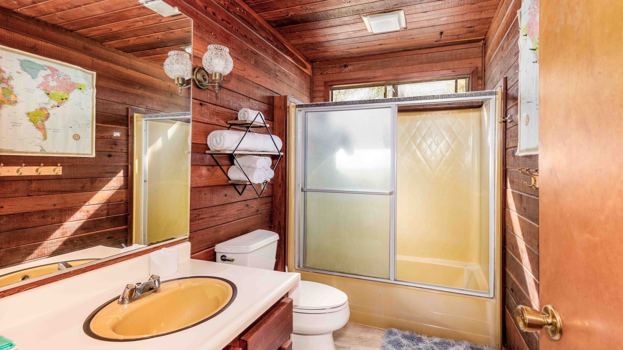 Photo of Bathroom in Ukiah
