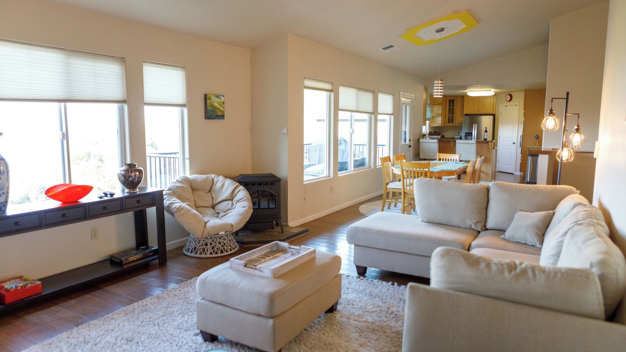 Photo of Livingroom in Clear Lake