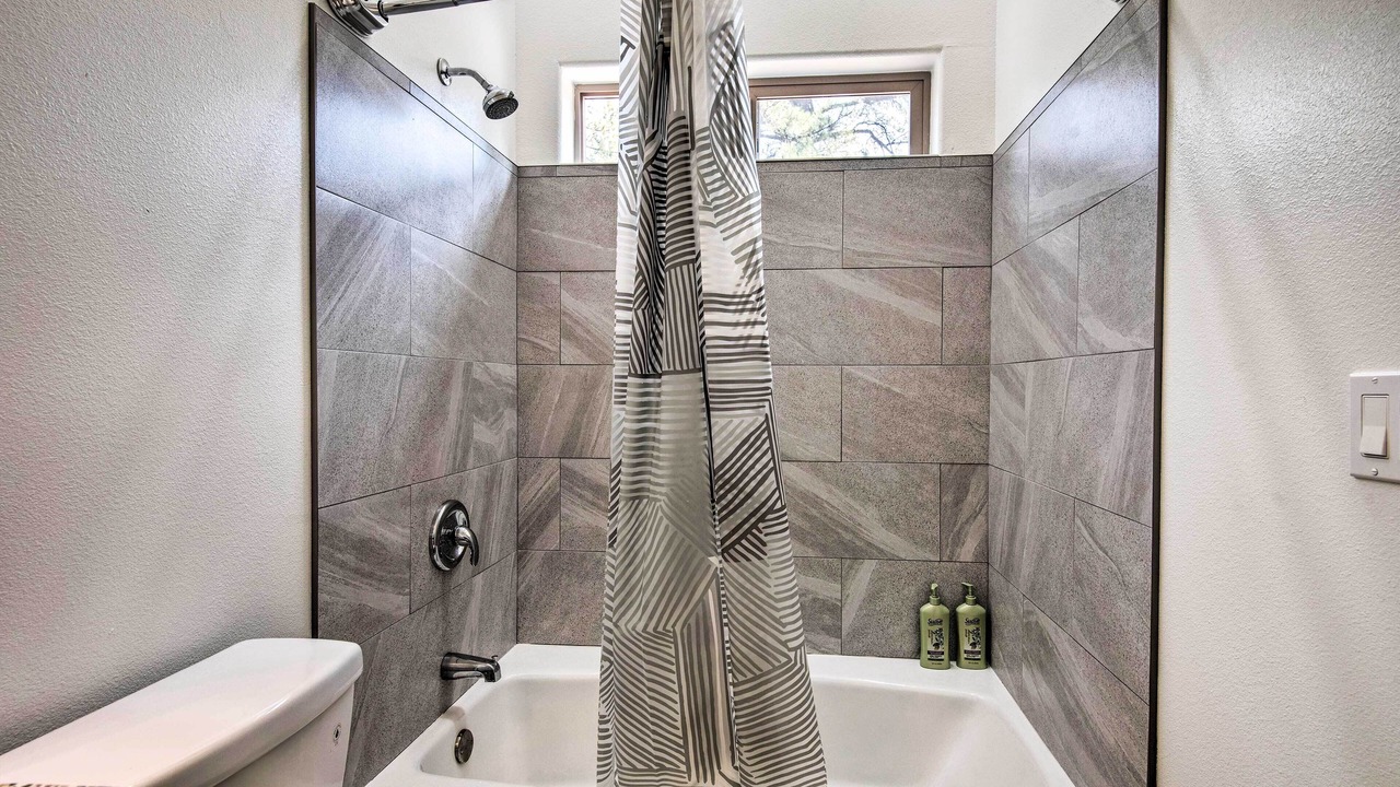 Photo of Bathroom in Pine Mountain Club