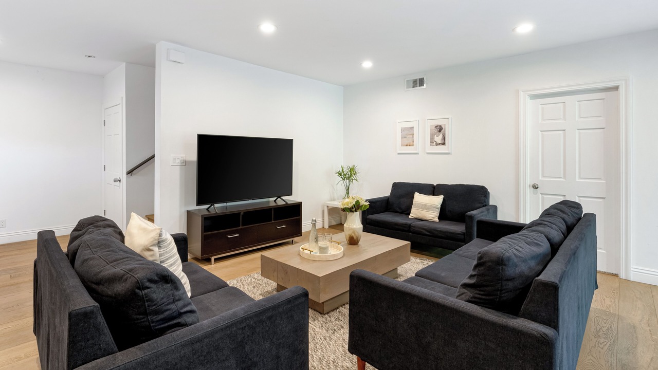 Photo of Livingroom in Los Feliz