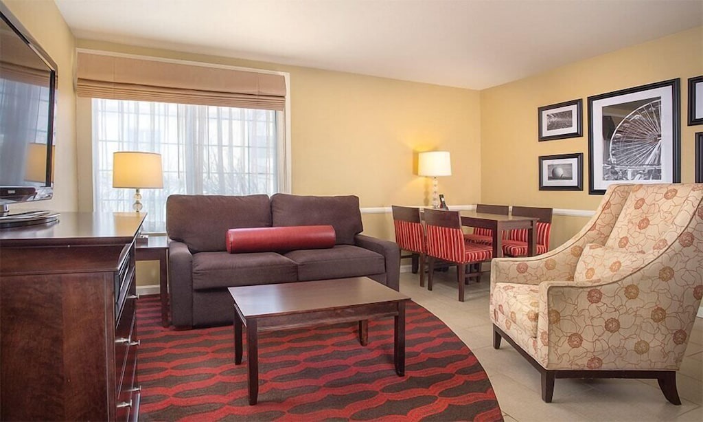 Photo of Livingroom in Anaheim Resort