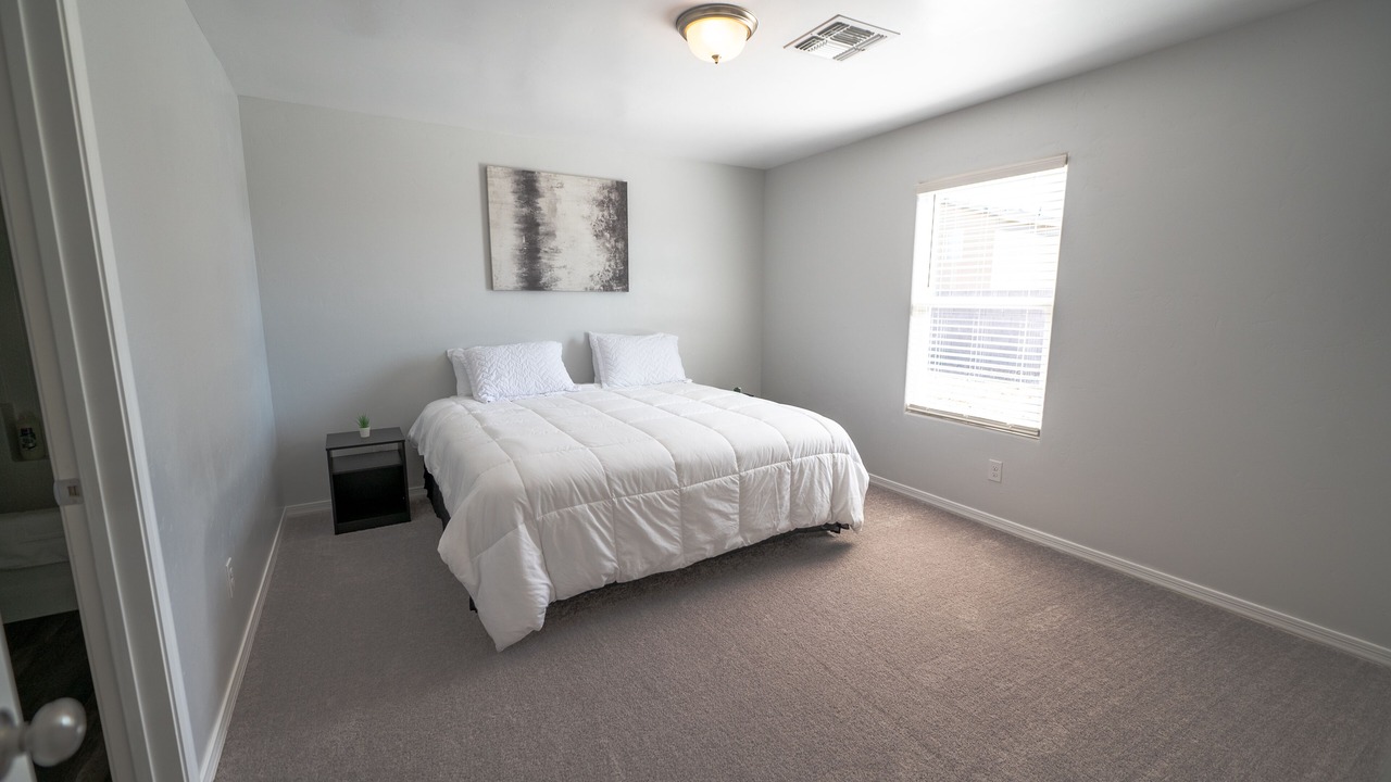 Photo of Bedroom in Holiday Shores