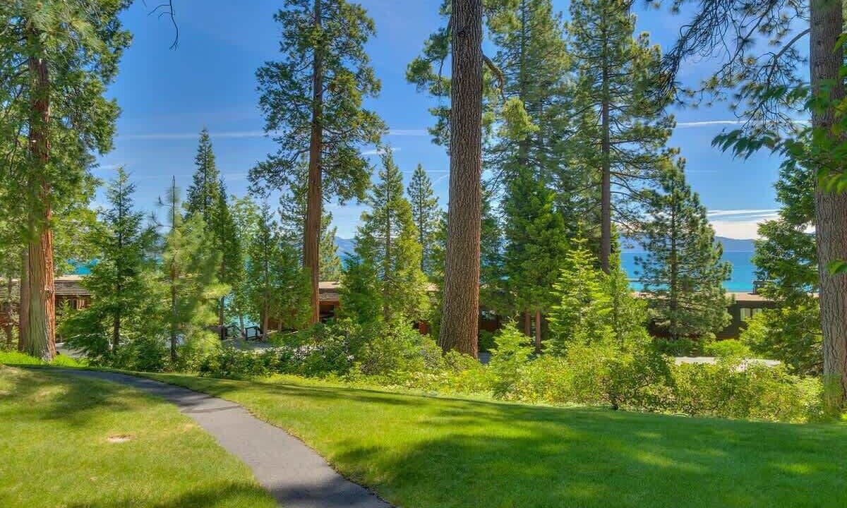 Photo of Outdoor in Tahoe Tavern