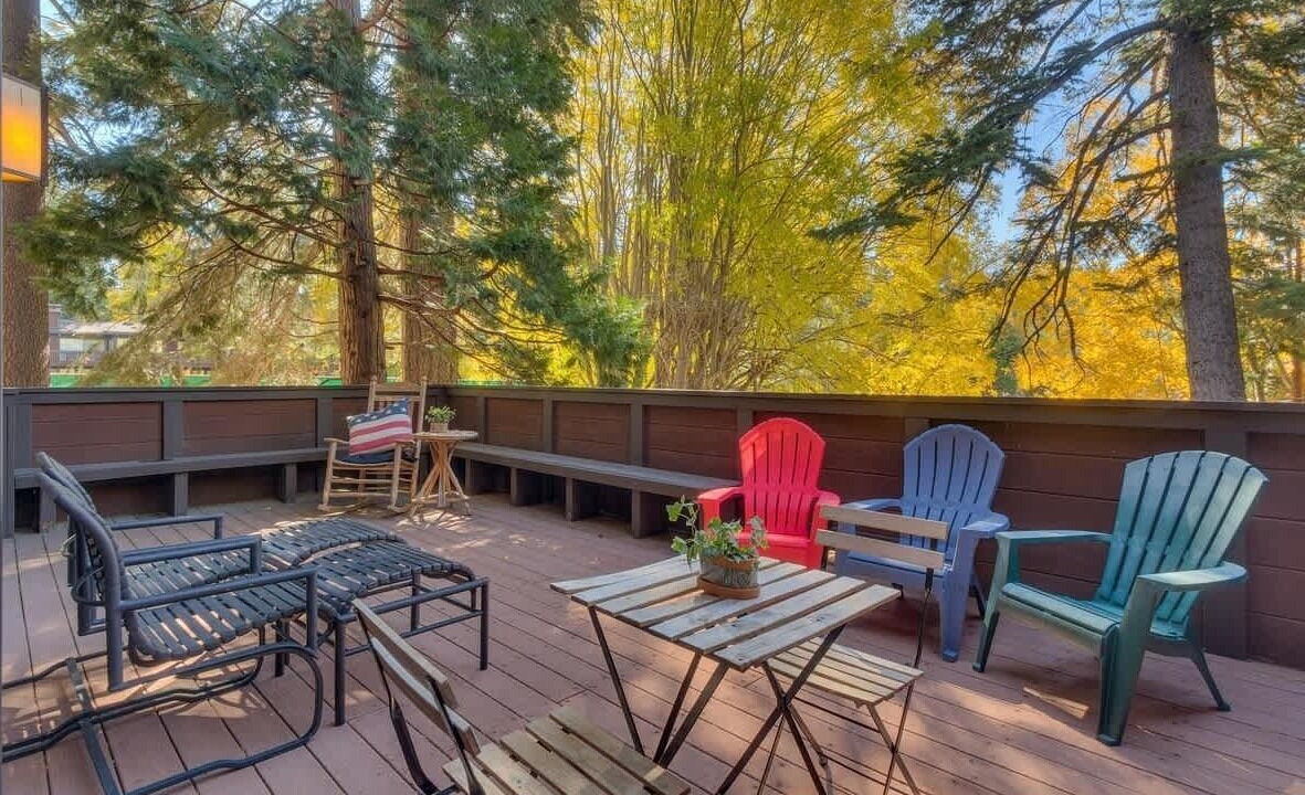 Photo of Patio Balcony in Tahoe Tavern