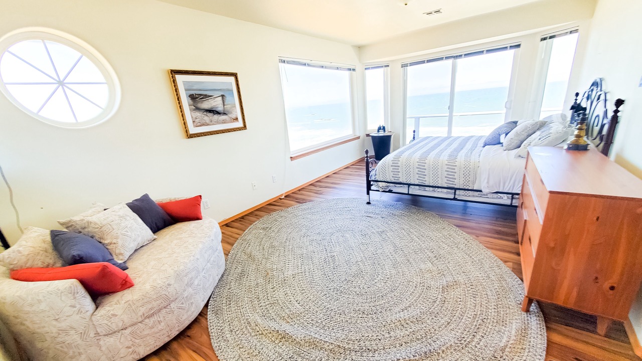 Photo of Livingroom in Smith River