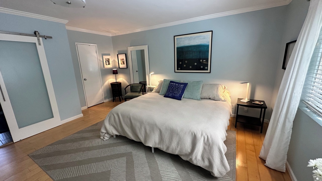 Photo of Bedroom in Marina Peninsula