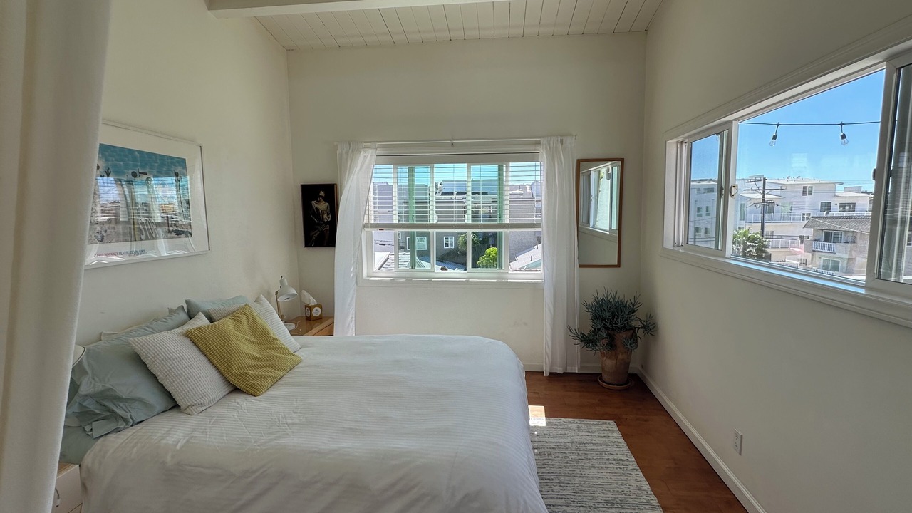 Photo of Bedroom in Marina Peninsula