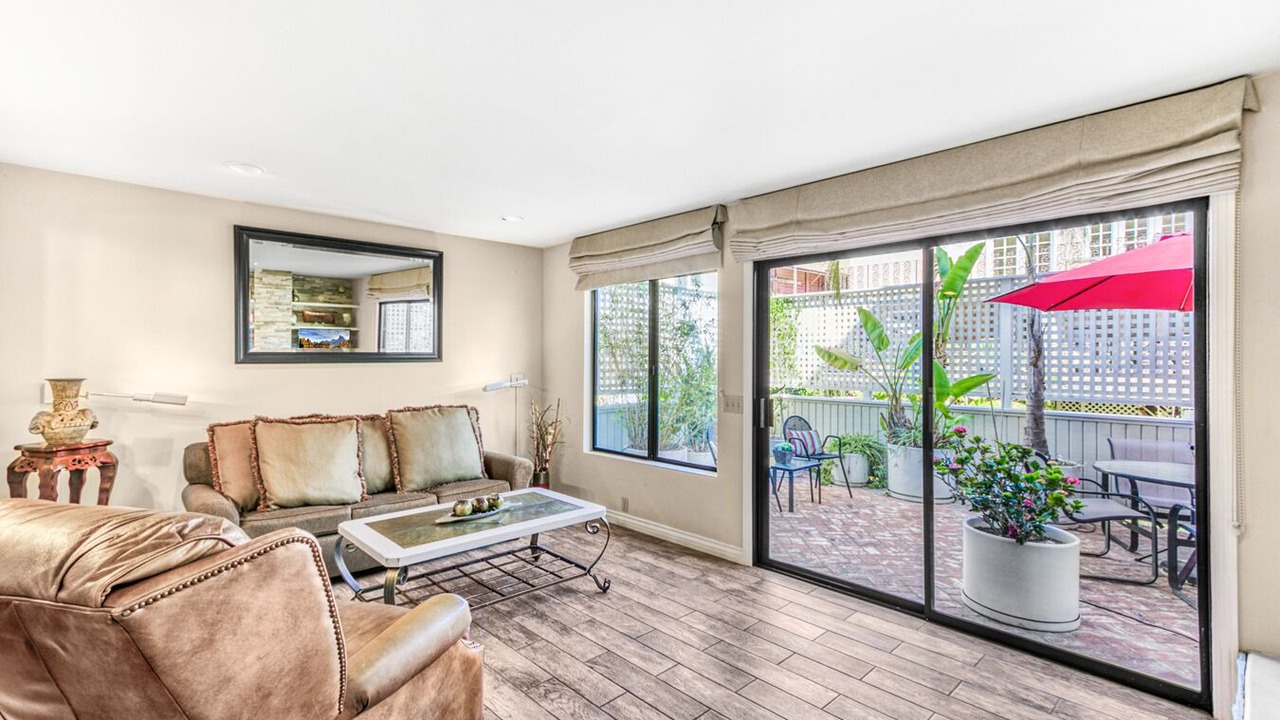 Photo of Bedroom in Avalon