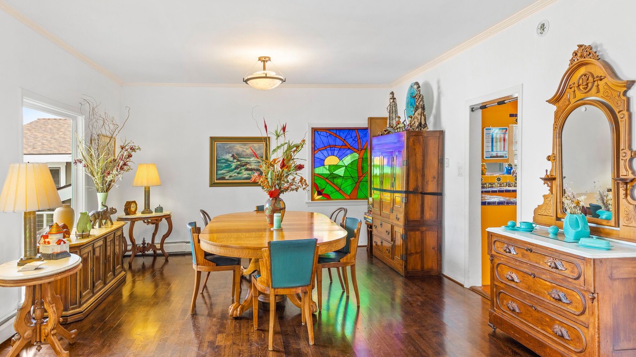 Photo of Bedroom in Avalon