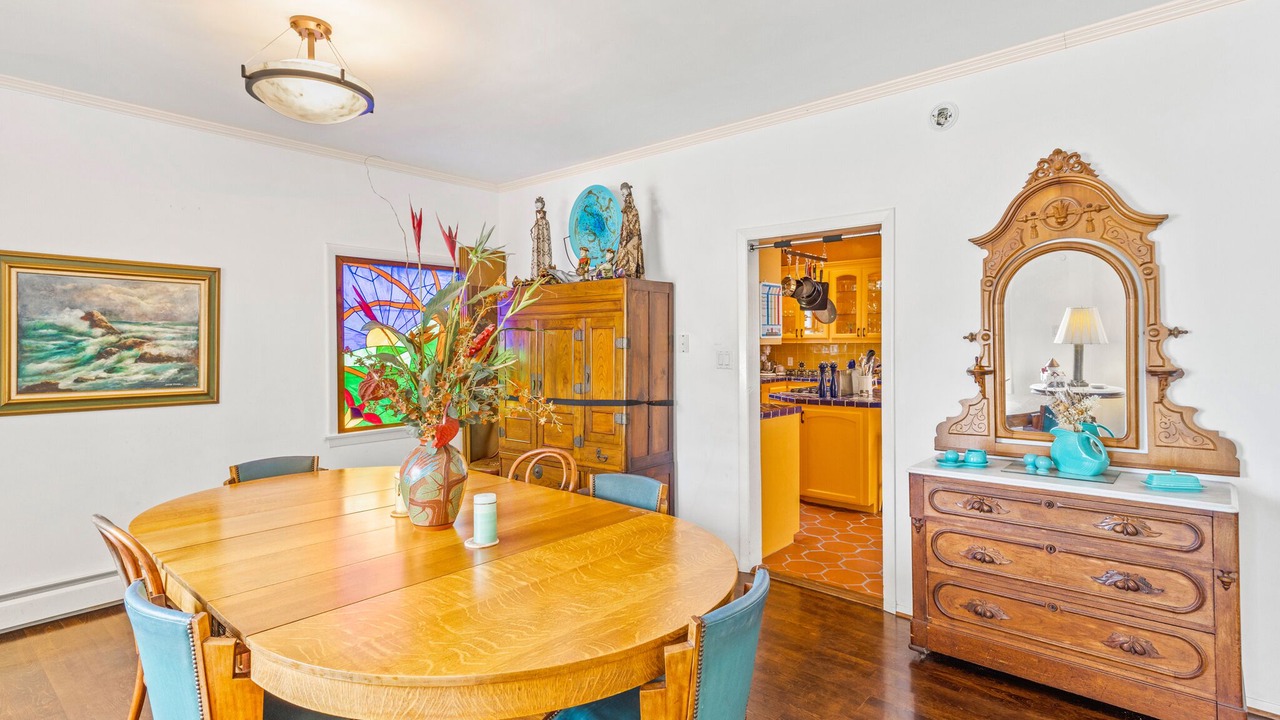 Photo of Bedroom in Avalon