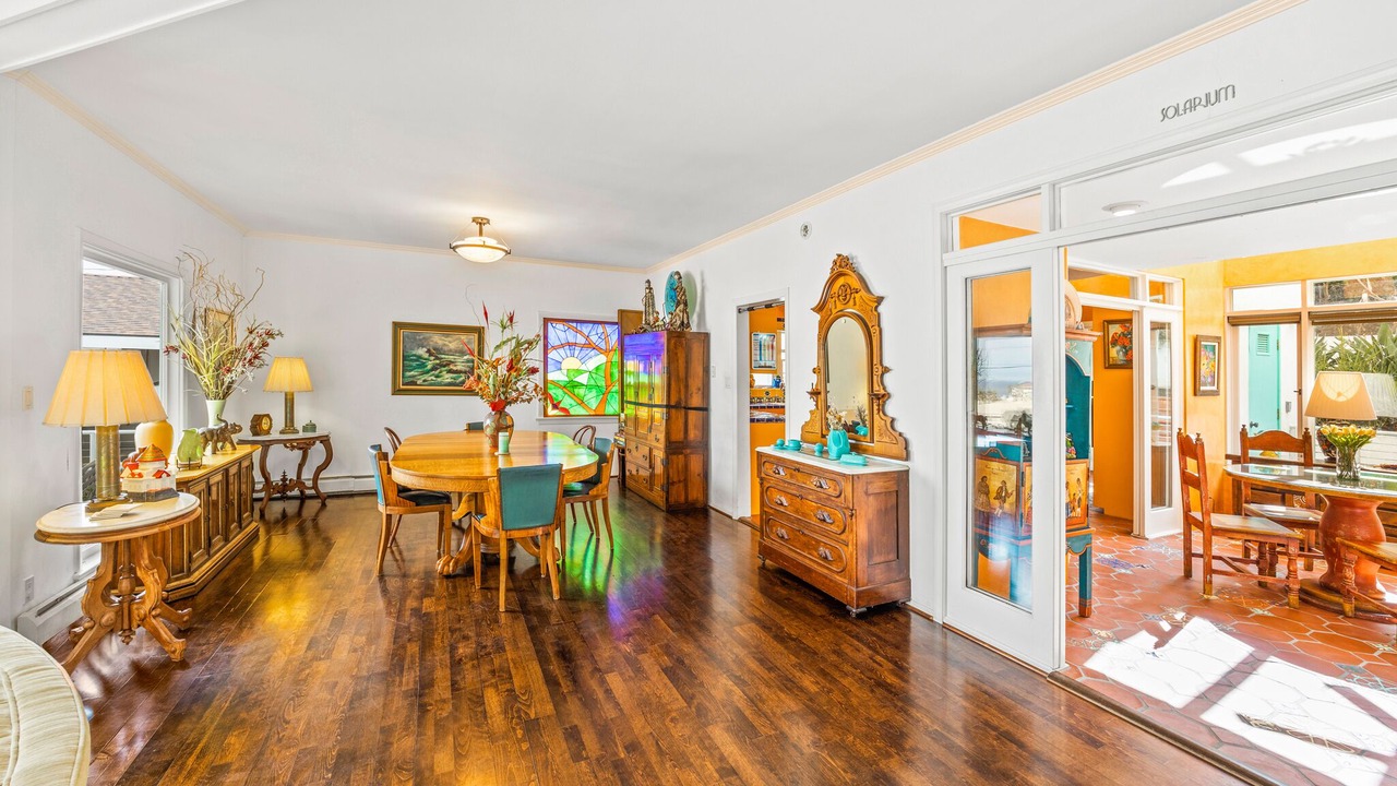 Photo of Bedroom in Avalon