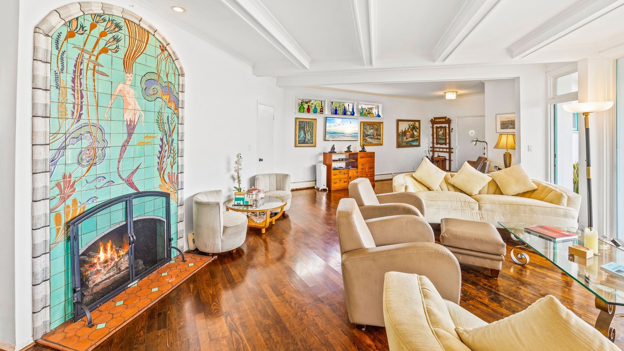 Photo of Livingroom in Avalon