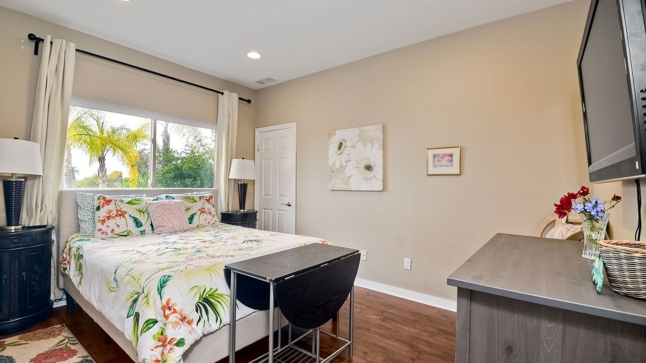 Photo of Bedroom in Vista