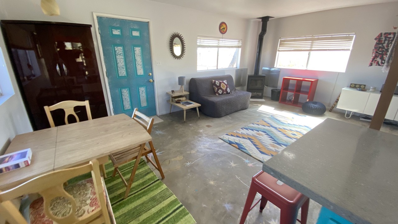 Photo of Livingroom in Yucca Valley