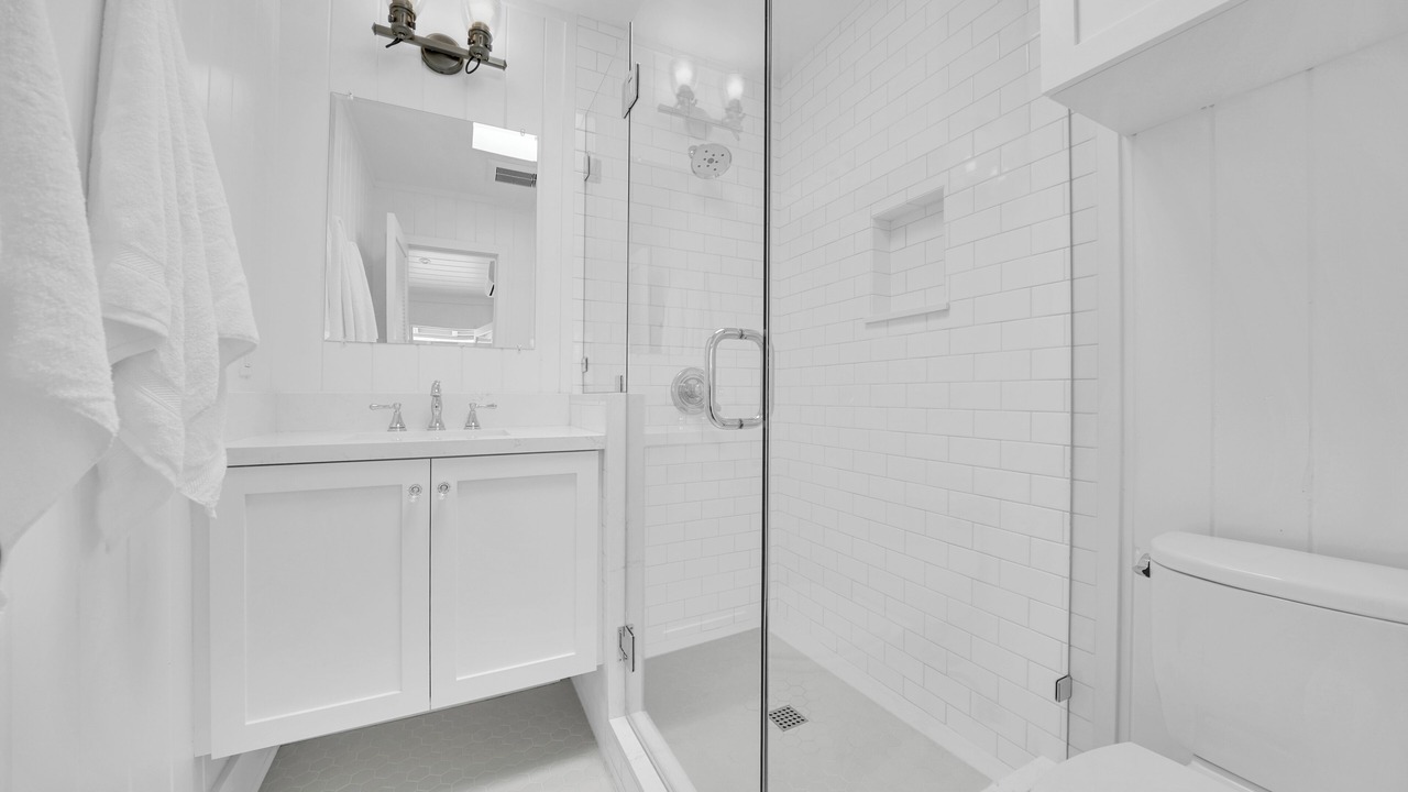 Photo of Bathroom in Laguna Beach