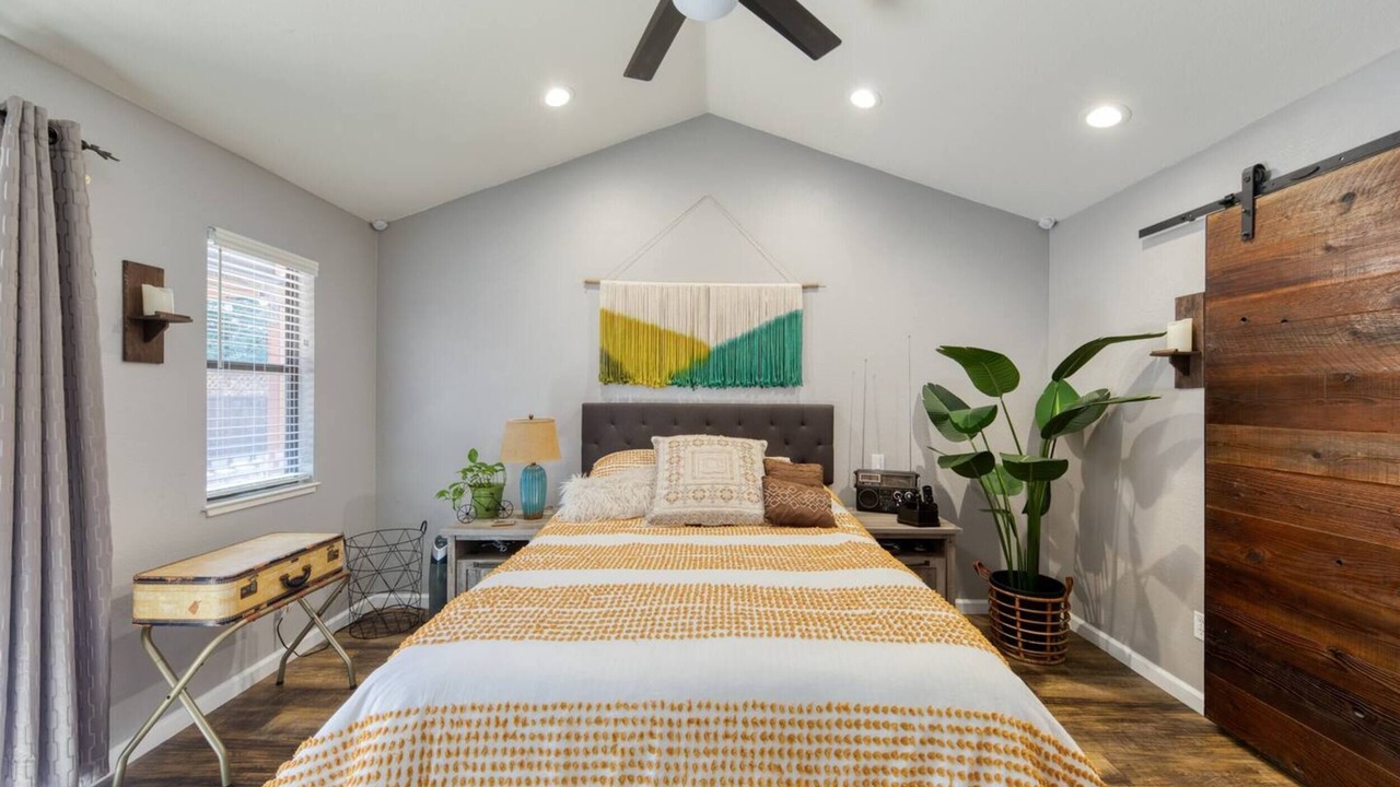 Photo of Bedroom in Santa Rosa