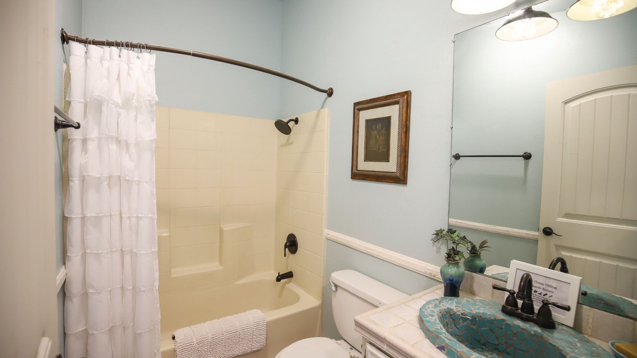 Photo of Bathroom in Rainbow CDP