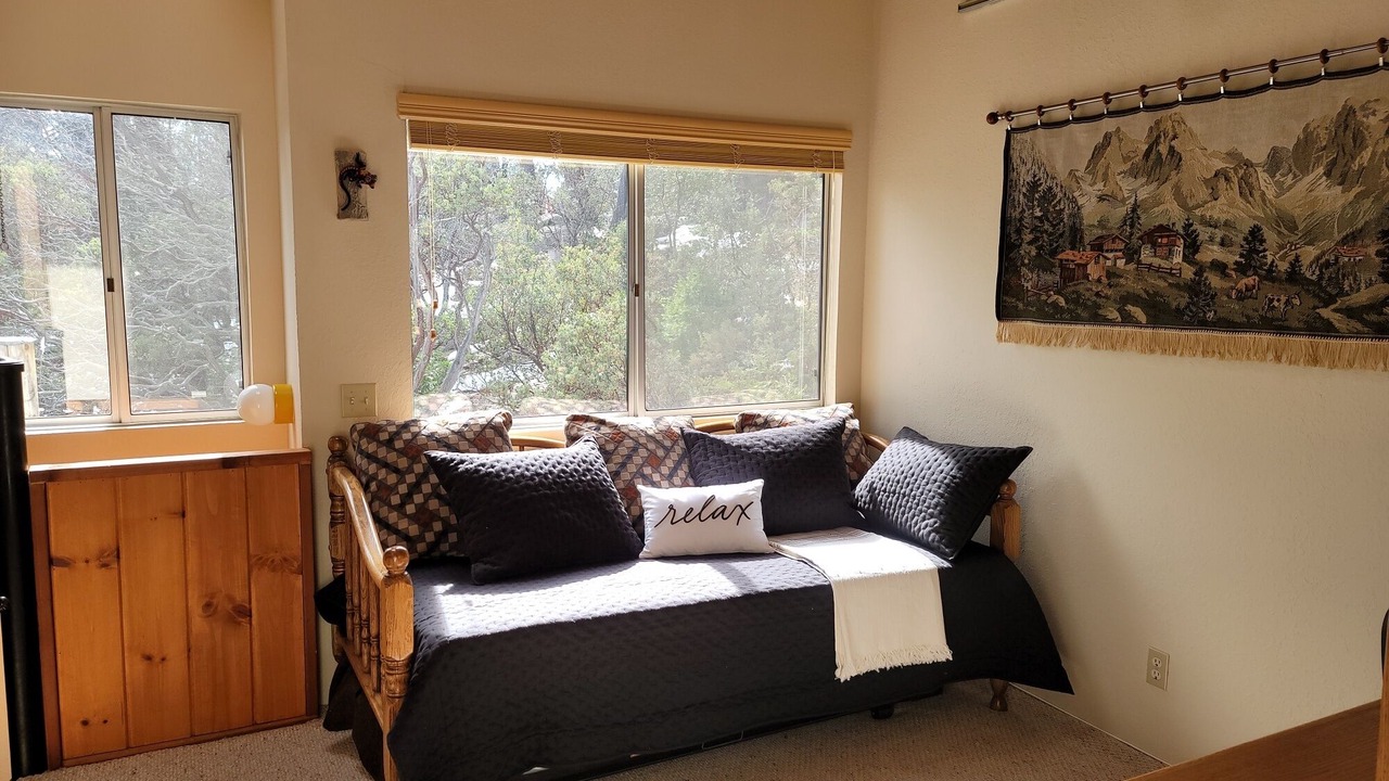 Photo of Livingroom in Pine Cove