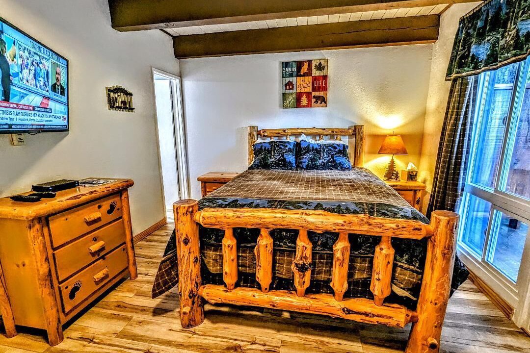 Photo of Bedroom in Big Bear Lake
