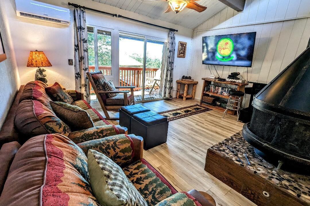 Photo of Livingroom in Big Bear Lake