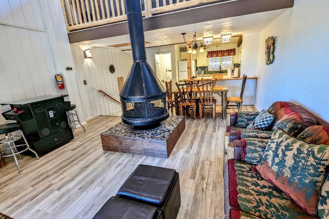 Photo of Livingroom in Big Bear Lake